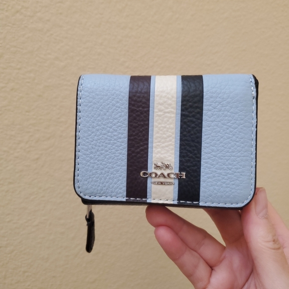 Coach Retro  Small Wallet In Colorblock - Picture 9 of 10